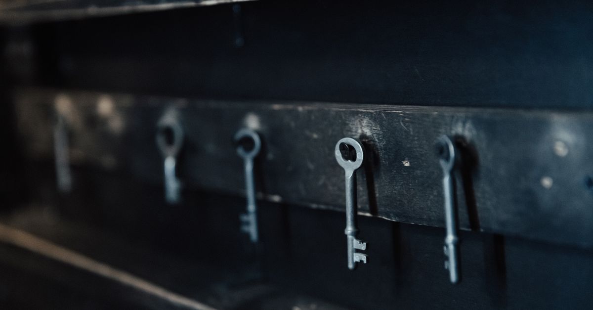 locksmith shop keys — Florence Locksmiths