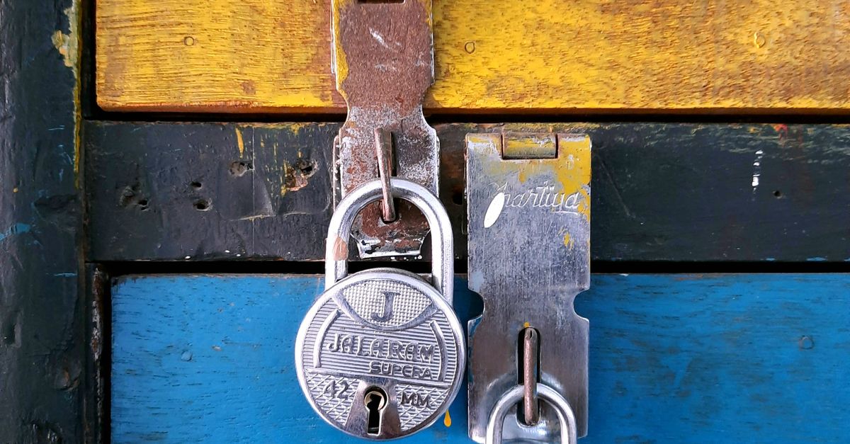 locksmith shop keys — Florence Locksmiths